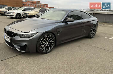 Купе BMW M4 2016 в Киеве