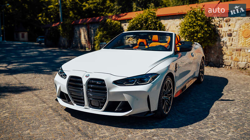 Кабриолет BMW M4 2023 в 