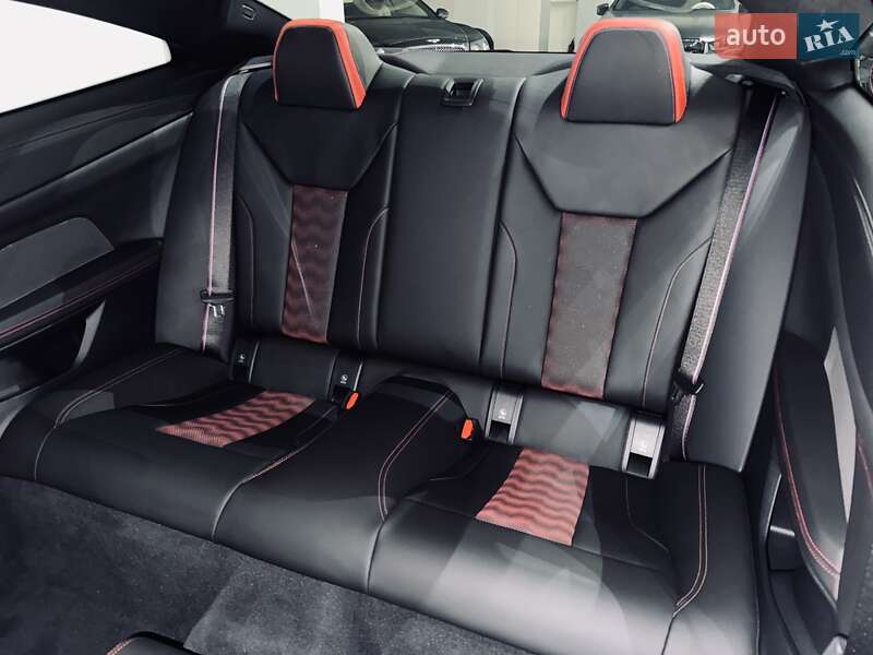 Купе BMW M4 2025 в Одессе