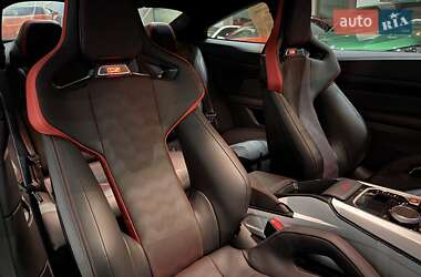Купе BMW M4 2025 в 