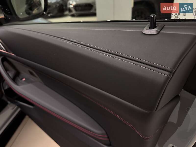 Купе BMW M4 2025 в Одессе