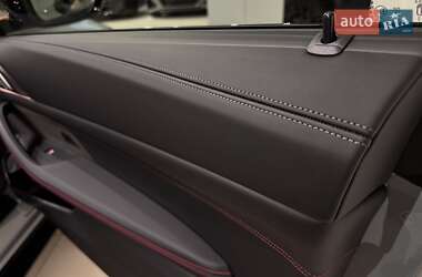 Купе BMW M4 2025 в 