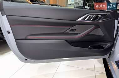 Купе BMW M4 2025 в 