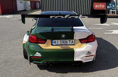 Купе BMW M4 2017 в 