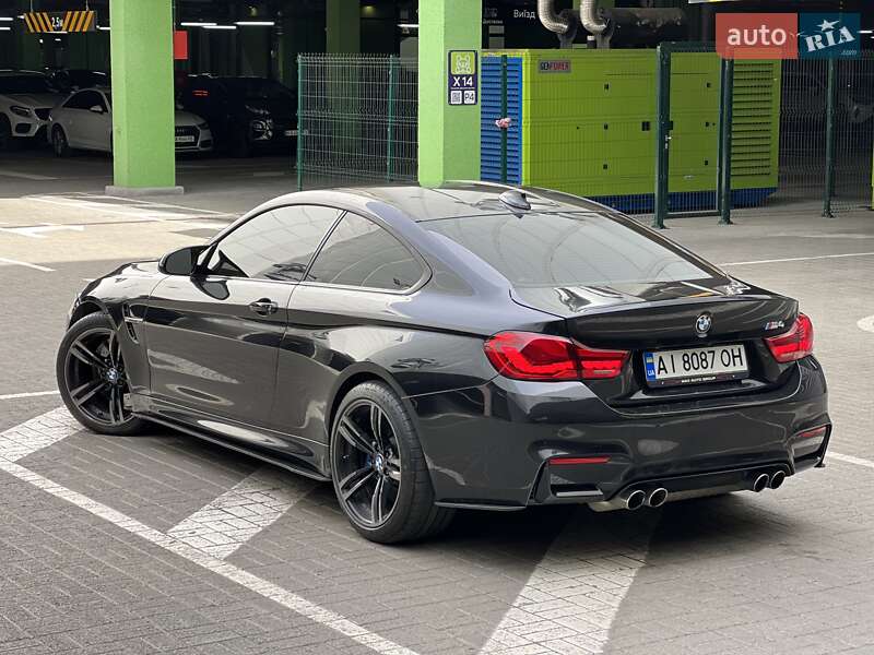 Купе BMW M4 2015 в Киеве