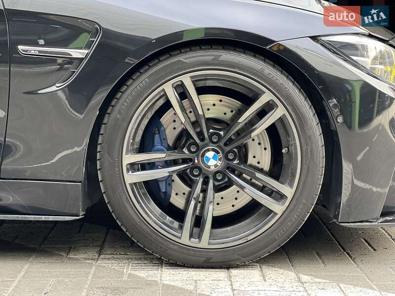 Купе BMW M4 2015 в Киеве