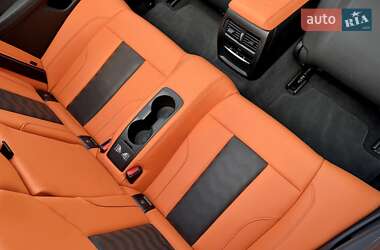 Кабріолет BMW M4 2023 в 