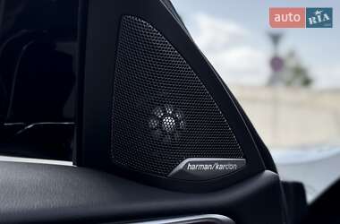 Кабріолет BMW M4 2023 в 