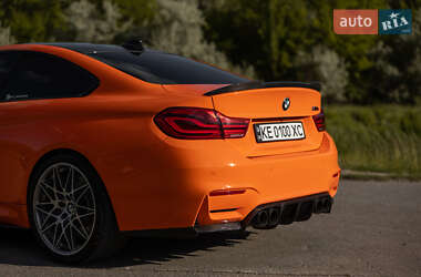 Купе BMW M4 2017 в 