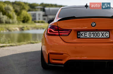 Купе BMW M4 2017 в 