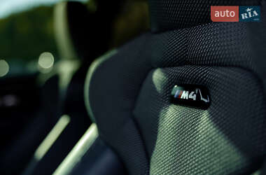 Купе BMW M4 2017 в 