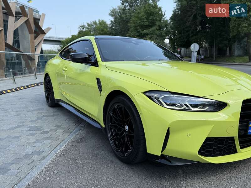 Купе BMW M4 2022 в Києві