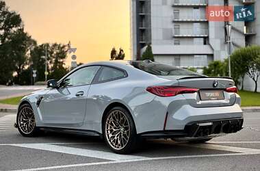 Купе BMW M4 2025 в 