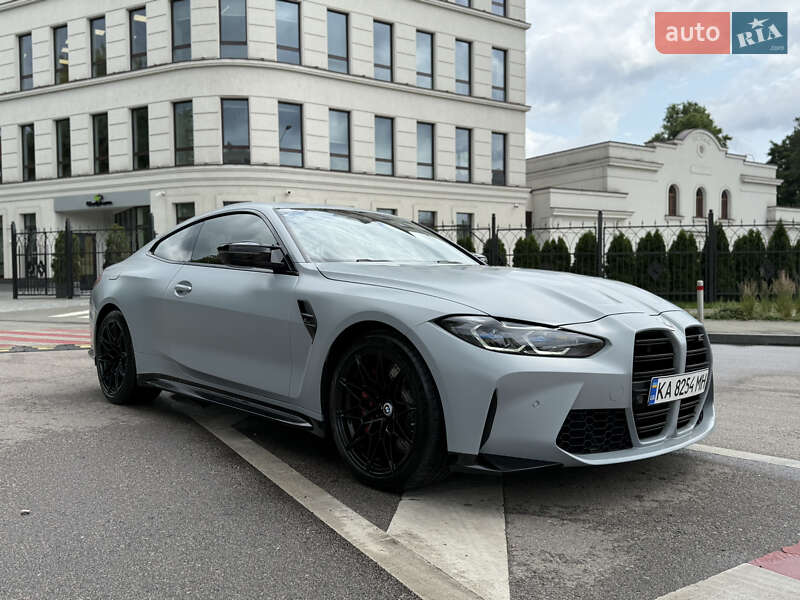 Купе BMW M4 2021 в Киеве
