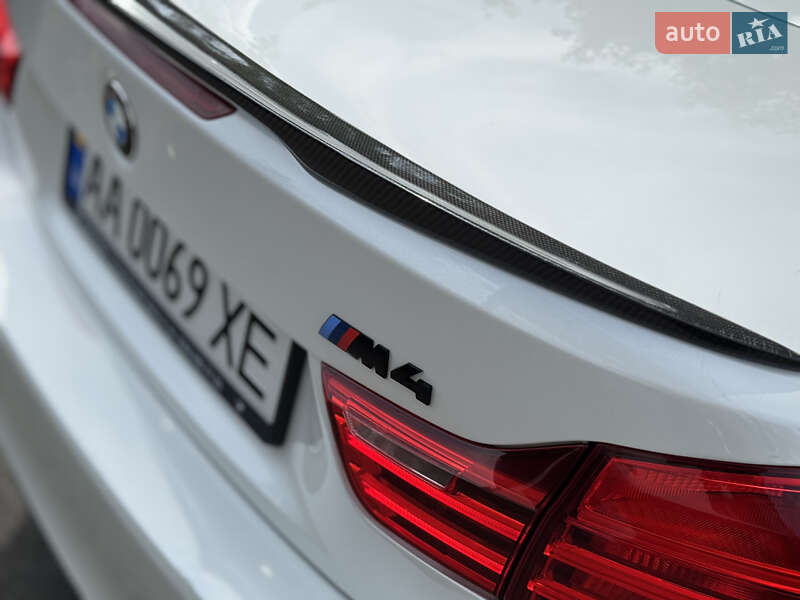 Кабриолет BMW M4 2014 в Киеве
