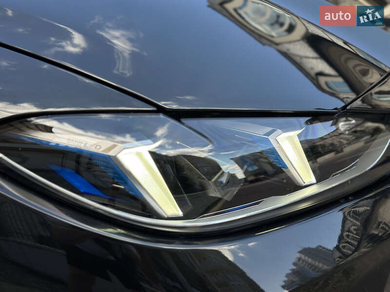 Купе BMW M4 2021 в Киеве