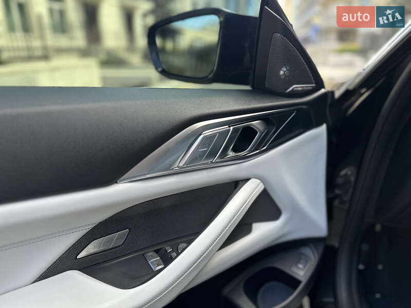 Купе BMW M4 2021 в Киеве