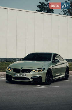 Купе BMW M4 2019 в Дніпрі