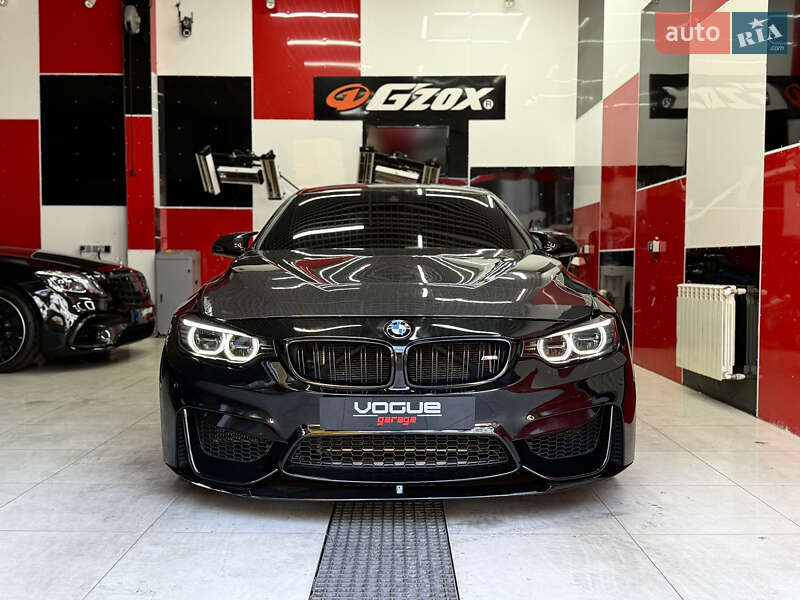 BMW M4 2017