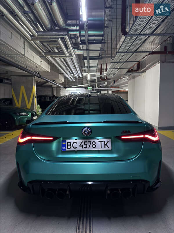 Купе BMW M4 2021 в Киеве