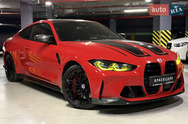 Купе BMW M4 2021 в 
