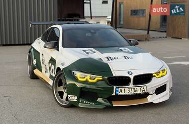 Купе BMW M4 2017 в Киеве