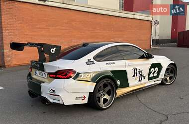 Купе BMW M4 2017 в Киеве