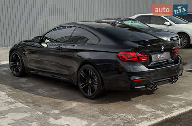 Купе BMW M4 2015 в 