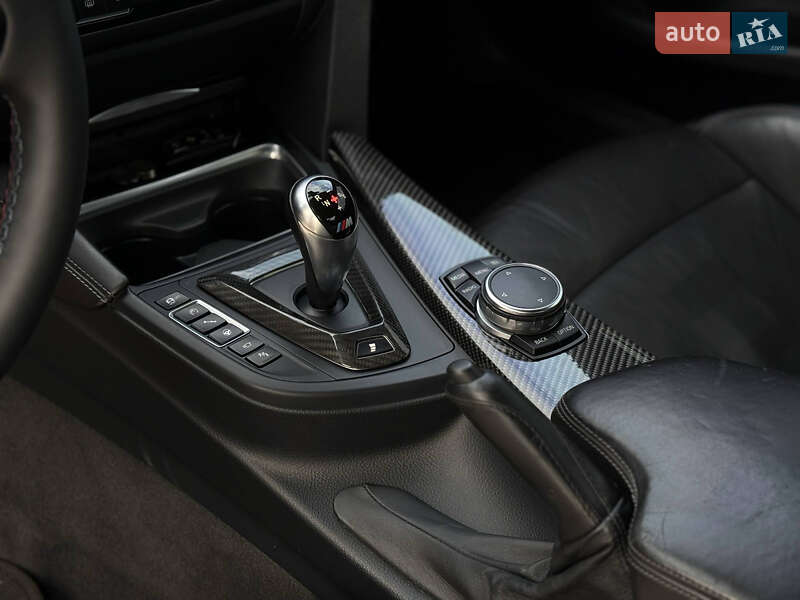 Купе BMW M4 2015 в Києві фото 14 Купе BMW M4 2015 в Києві