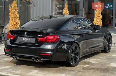 Купе BMW M4 2015 в 