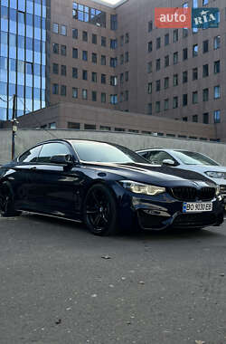 Купе BMW M4 2016 в Киеве Купе BMW M4 2016 в Киеве
