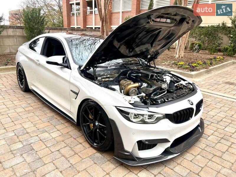 Купе BMW M4 2020 в Хмельницком