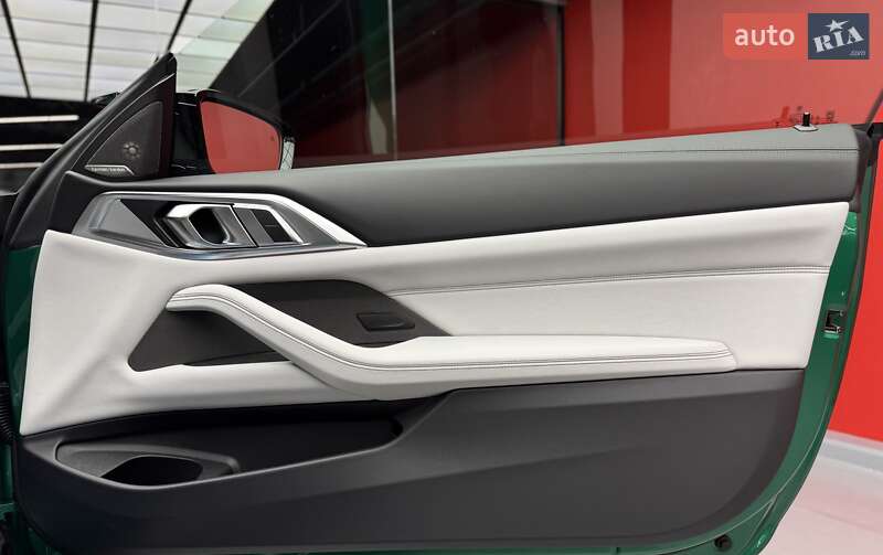 Купе BMW M4 2025 в Киеве