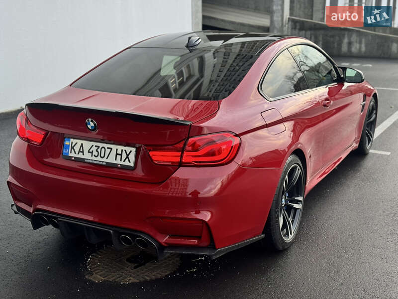 Купе BMW M4 2017 в Киеве