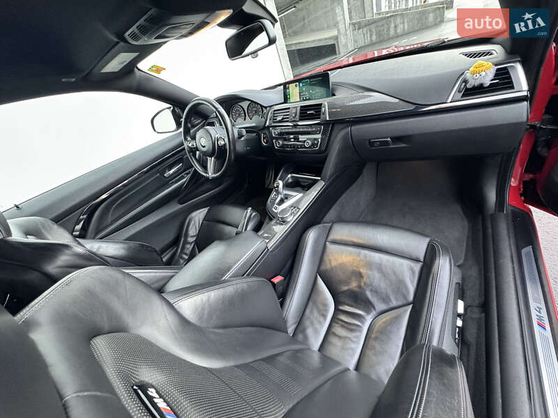 Купе BMW M4 2017 в Киеве
