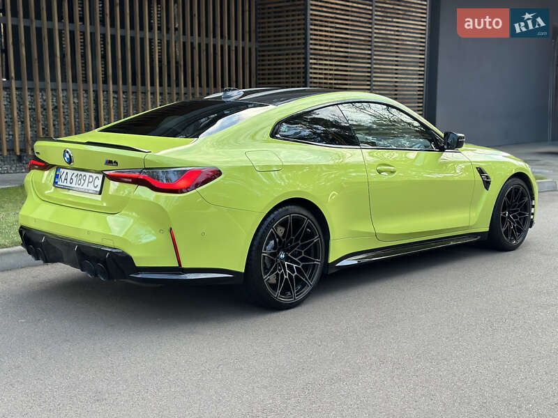 Купе BMW M4 2022 в Киеве
