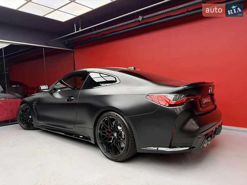 Купе BMW M4 2023 в Киеве