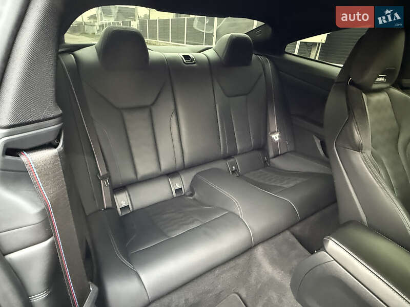 Купе BMW M4 2022 в Києві