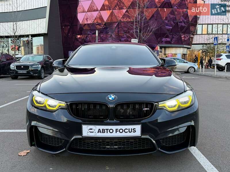 Купе BMW M4 2015 в Киеве