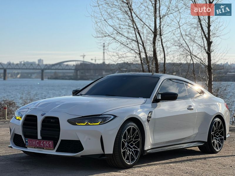 Купе BMW M4 2023 в Києві