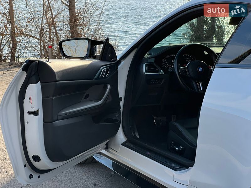 Купе BMW M4 2023 в Києві