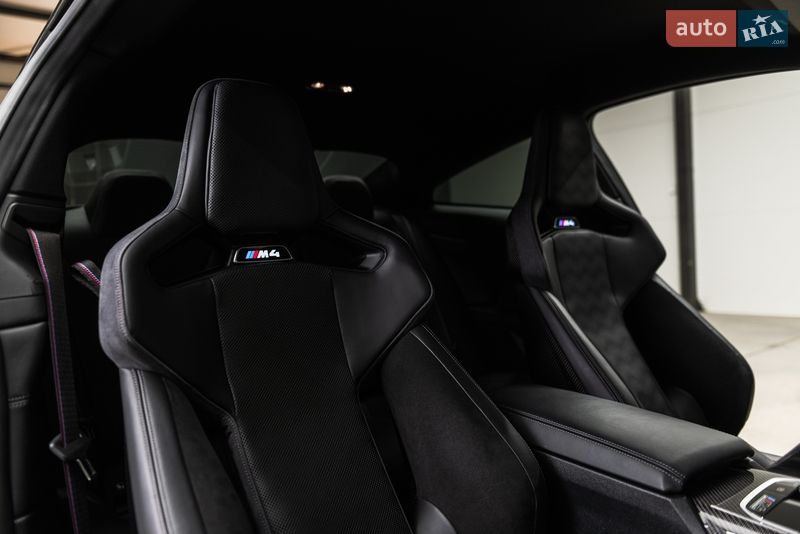 Купе BMW M4 2021 в Мукачево