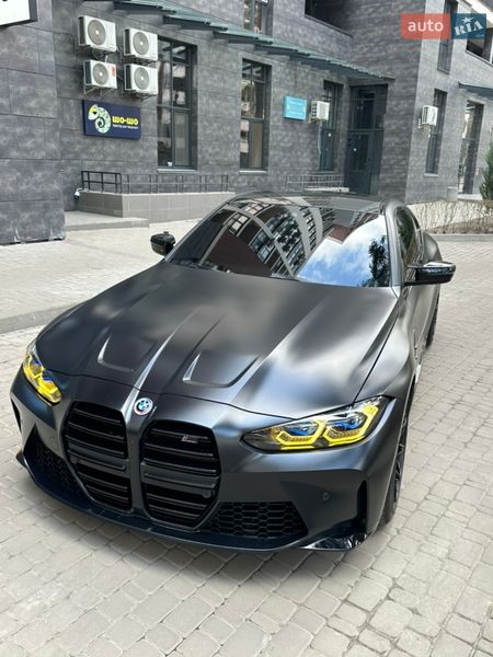 Купе BMW M4 2022 в Киеве