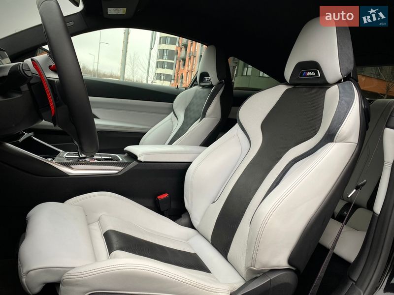 Купе BMW M4 2022 в Киеве