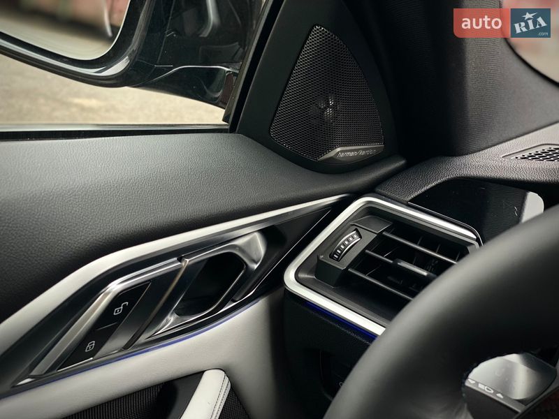 Купе BMW M4 2022 в Киеве