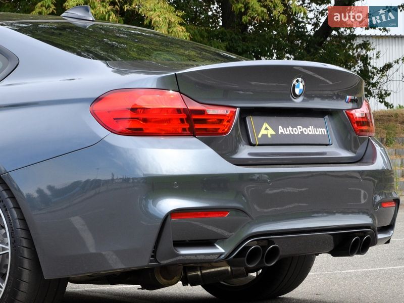 Купе BMW M4 2016 в Киеве