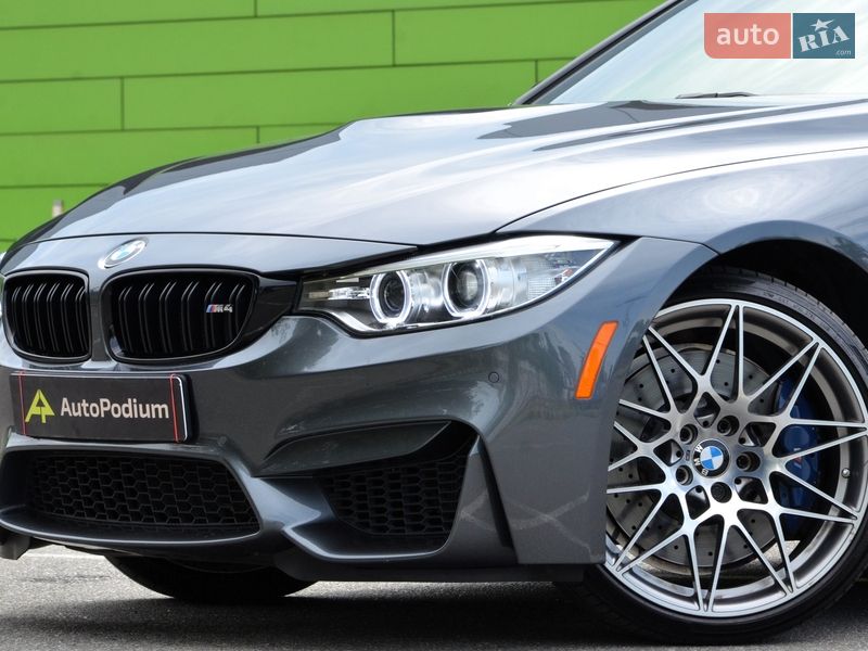 Купе BMW M4 2016 в Киеве