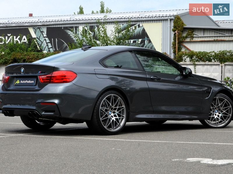 Купе BMW M4 2016 в Киеве