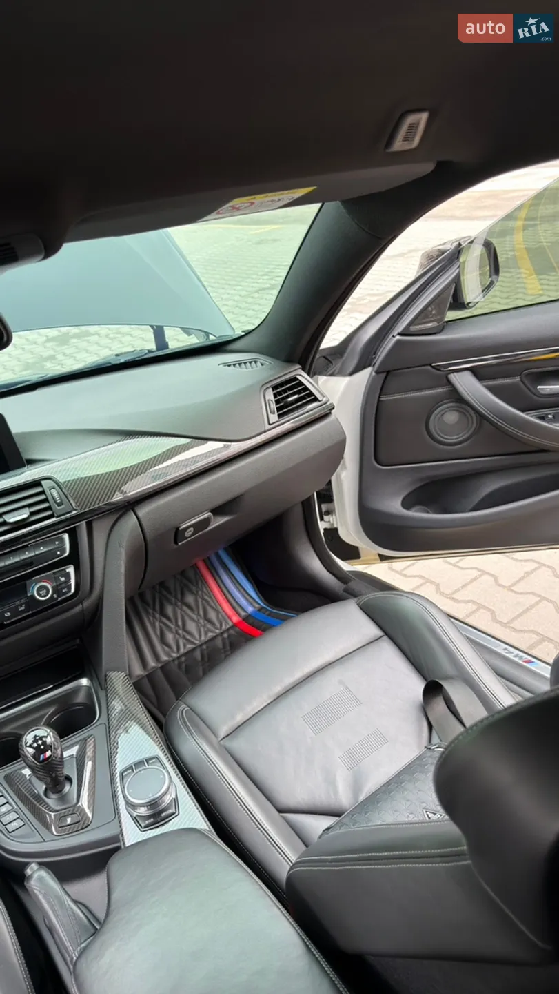 2015 BMW M4 - мініатюра 16