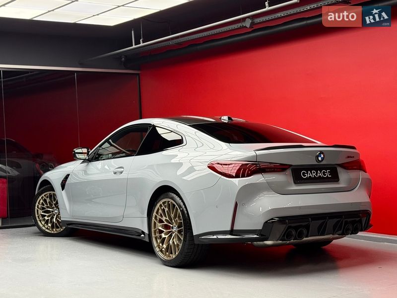 Купе BMW M4 2025 в Києві